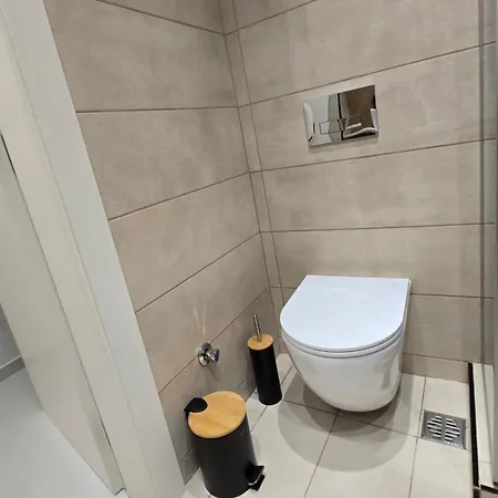 La Petite Maison Apartment *